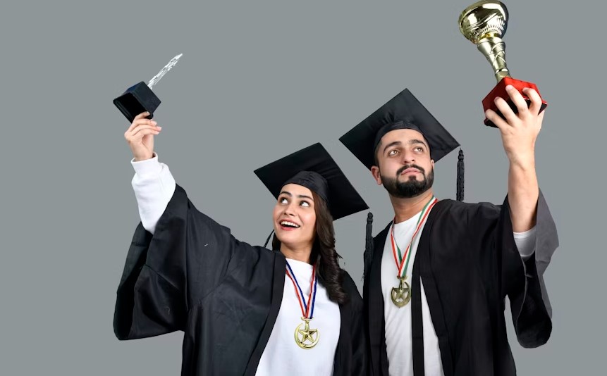 Snhu Merit Scholarships.jpg